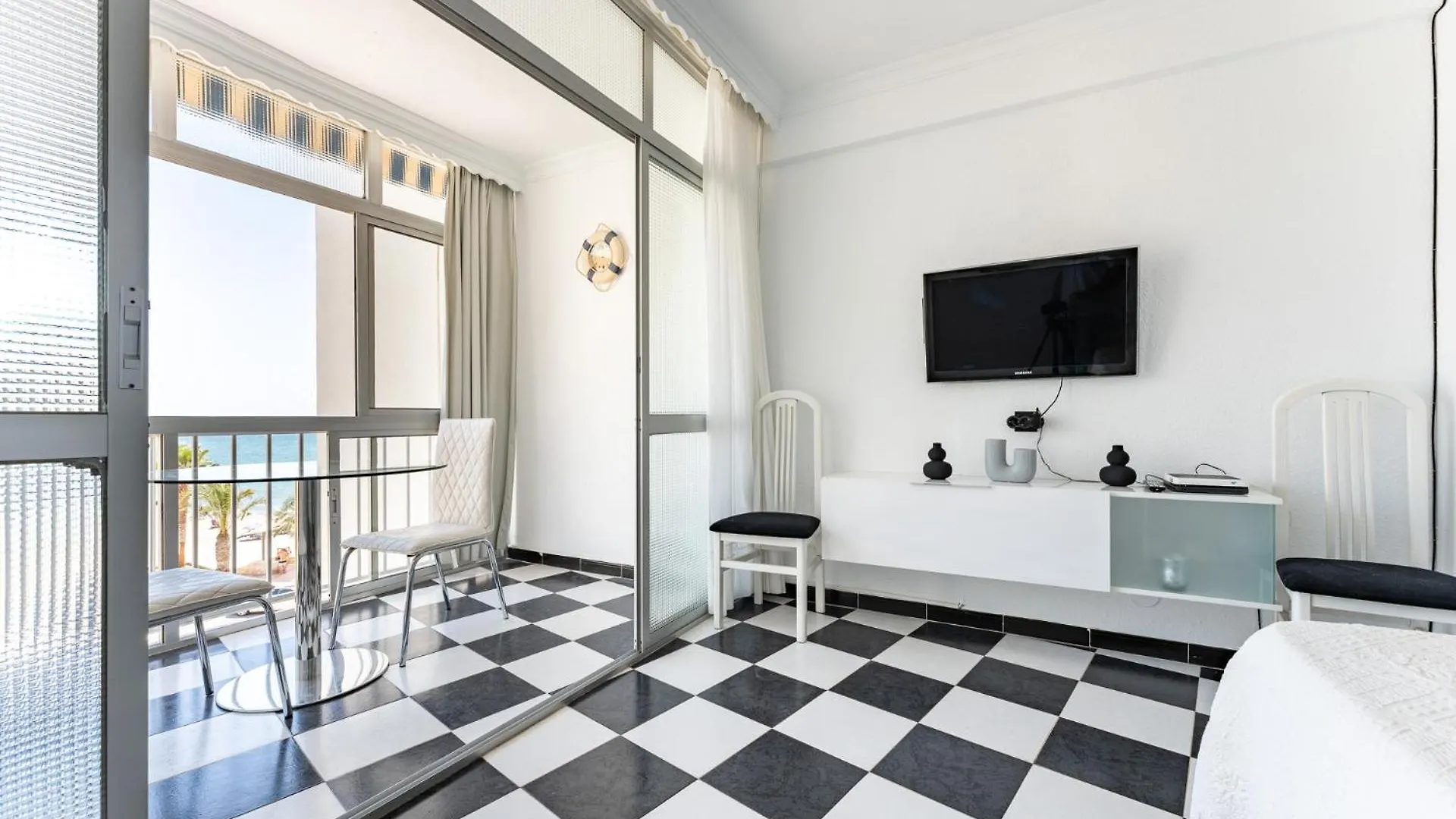 Apartmán Ct 336 - Faro'S Carvajal Beachstudio - Frontline Fuengirola Španělsko